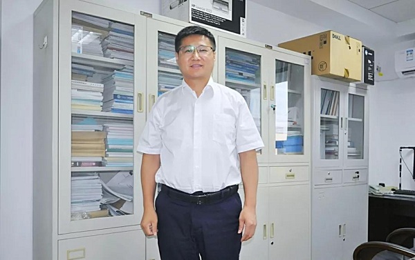 葛伟亚.jpg